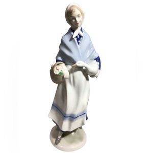 Carl Scheidig Grafenthal Lady With Goose Ceramic Figurine Vintage